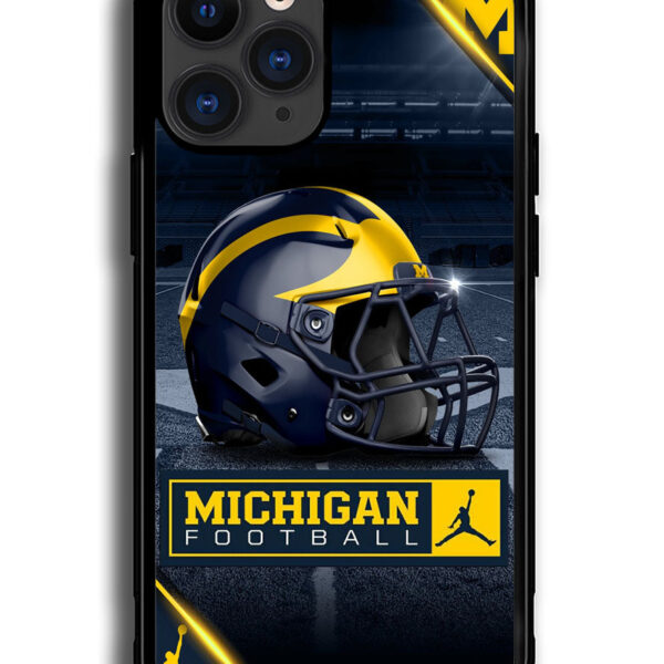michigan wolverines helmet iPhone 13 Pro Case CT0992